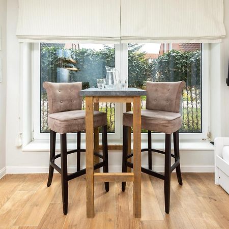 Haus Delft Argyra Apartment Джуист Екстериор снимка